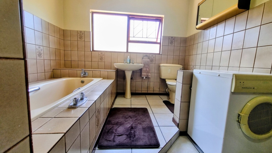 2 Bedroom Property for Sale in Deneysville Free State